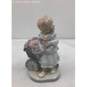 Vintage Lisi Martin Hand Painted Figurine By Dolfi 7" x 4" My First Kitten Great